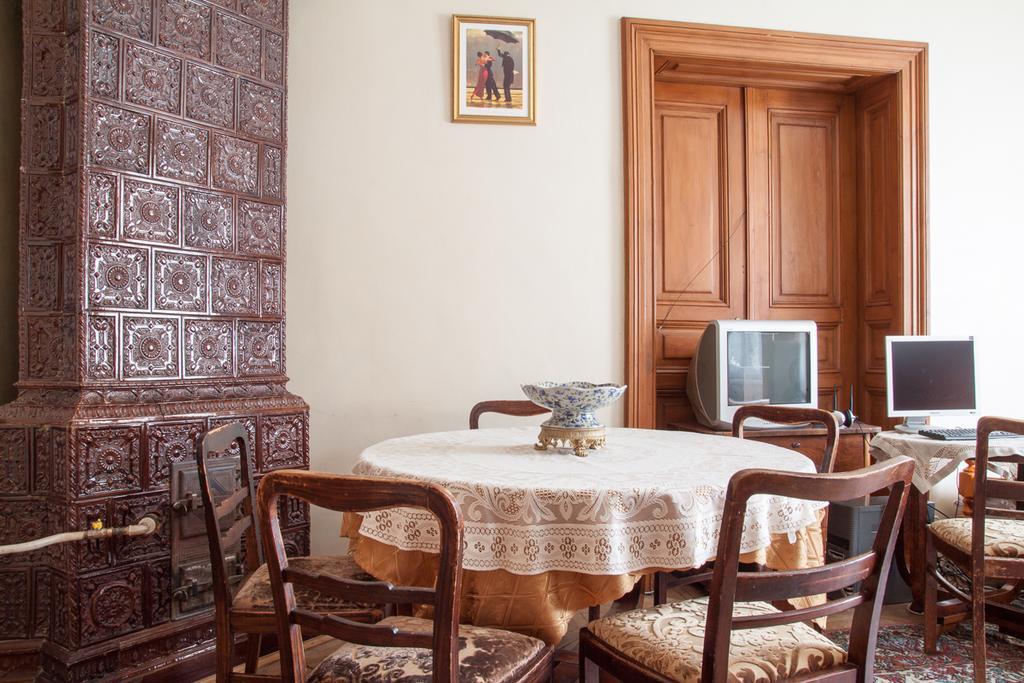 לבוב "Eva Stories" Movie Apartment On Rynok Square מראה חיצוני תמונה